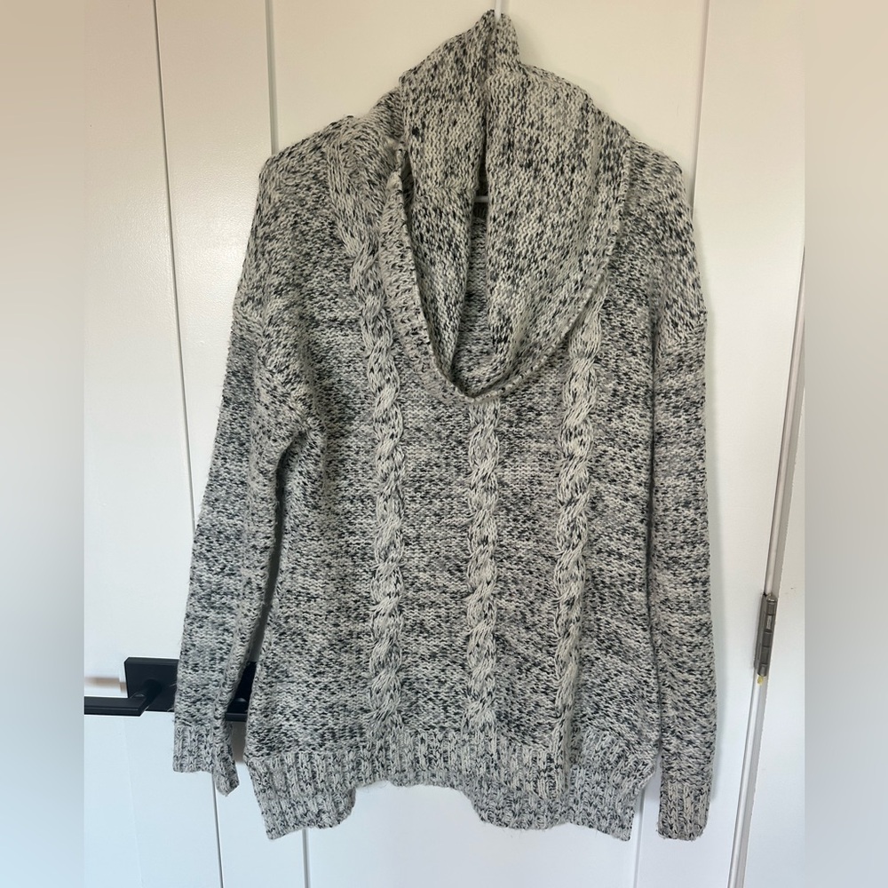 Market & Spruce Black and White Cowl Neck Sweater